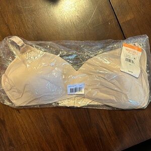 Warner’s wireless lift bra.  38C